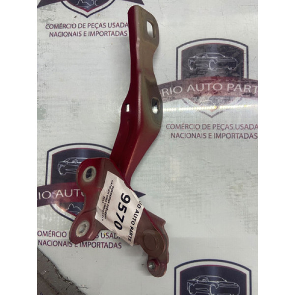 Dobradiça Esquerda Capô Gm Onix Vinho 1.0 Lt 2017