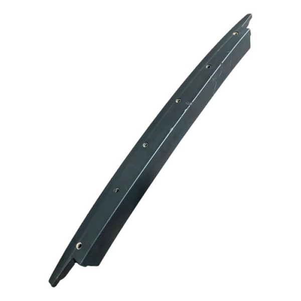 Moldura Sup Tampa Caçamba Strada 2024 100253377 C/detalhe