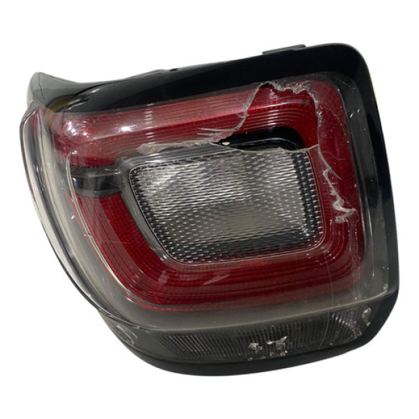 Carcaça Lanterna Esquerda Fiat Strada 2024 03835000