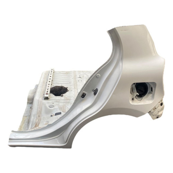 Lateral Esquerda Nissan March 2018