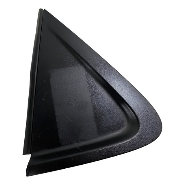 Moldura Externa Traseira Esquerda Gm Onix 2021 26224714