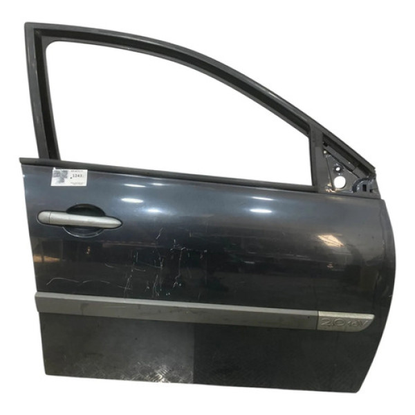 Porta Dianteira Direita Renault Megane 2010 Dianteira Direito Preto