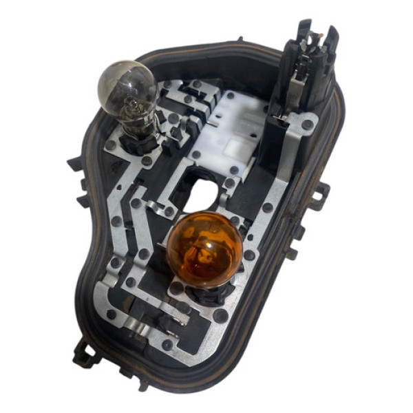 Circuito Lanterna Esquerda Citroën C4 Cactus 2023