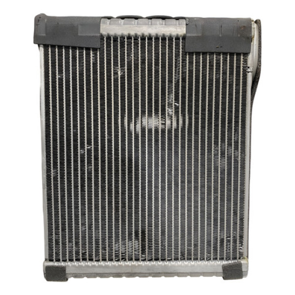 Radiador Evaporador C/ Valvula Fiat Fastback 2023