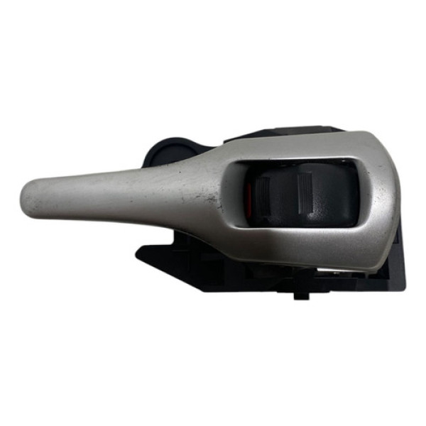 Maçaneta Interna Dianteira Esquerda Toyota Corolla 2010