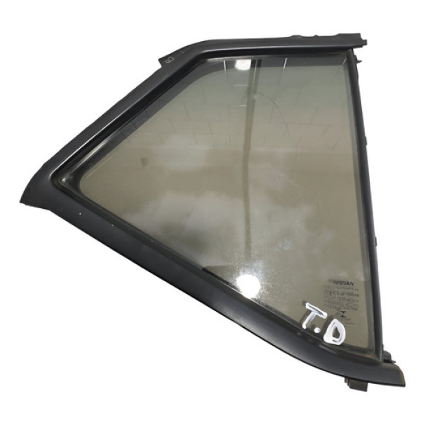 Vidro Vigia Traseiro Direito Nissan Kicks 2019