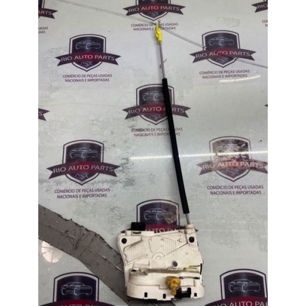 Fechadura Porta Tras Direita Onix Turbo Sedan 2021  26317123