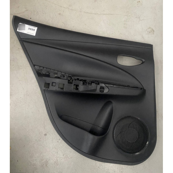 Forro De Porta Traseira Esquerda Toyota Yaris 2022