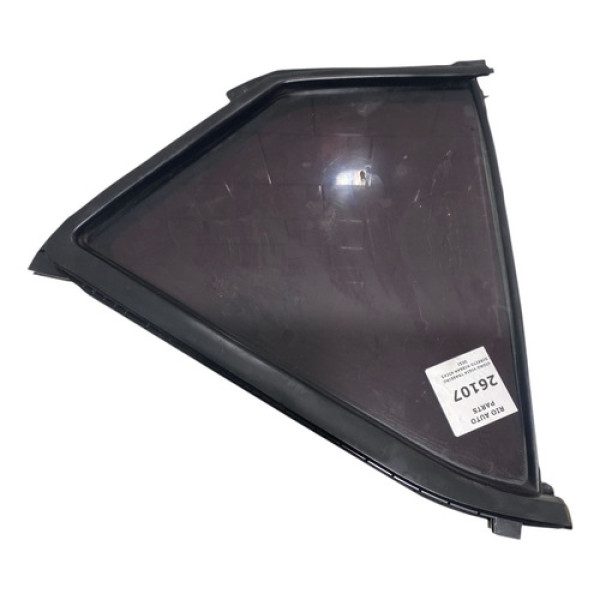 Vidro Vigia Traseiro Direito Nissan Kicks 2021