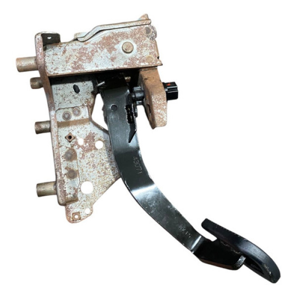 Pedal De Freio Nissan Livina 1.8 2014 