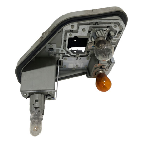 Circuito Lanterna Direita Peugeot 208 Like 2023