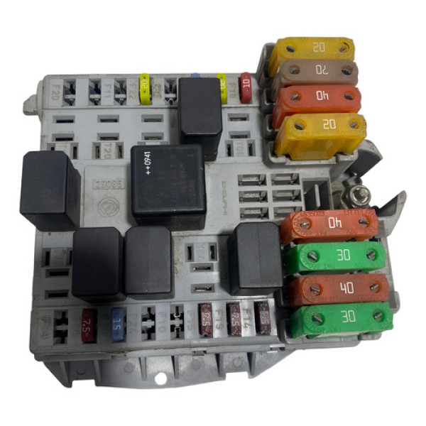Caixa De Fusível Fiat Idea/linea 1.9 2010 51815339