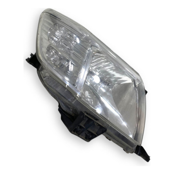 Farol Direito Toyota Hilux 2012 C/detalhe Garras 811100k450