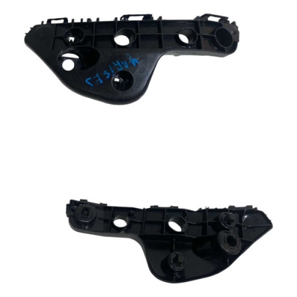 Guia Parachoque Dianteiro Esquerdo Toyota Yaris Sedan 2018