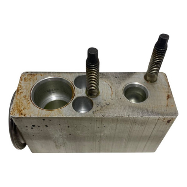 Válvula De Expansão Ar Fiat Mobi/strada 2021 52364990