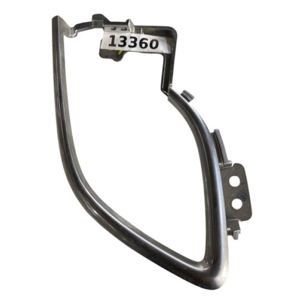 Moldura Cromada Difusor Esquerdo Gm Tracker 2018 42348611