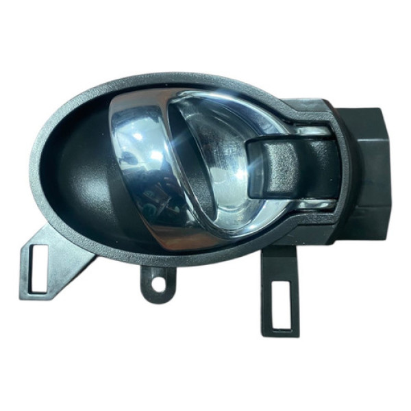 Maçaneta Porta Diant. Direita Nissan March 1.0 3cc 2018