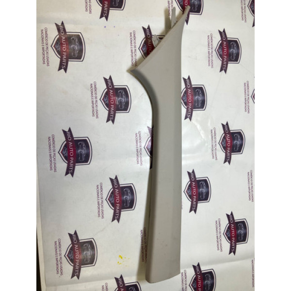 Moldura Coluna Pára-brisa Direito Hyundai Hb20 Hatch 2022