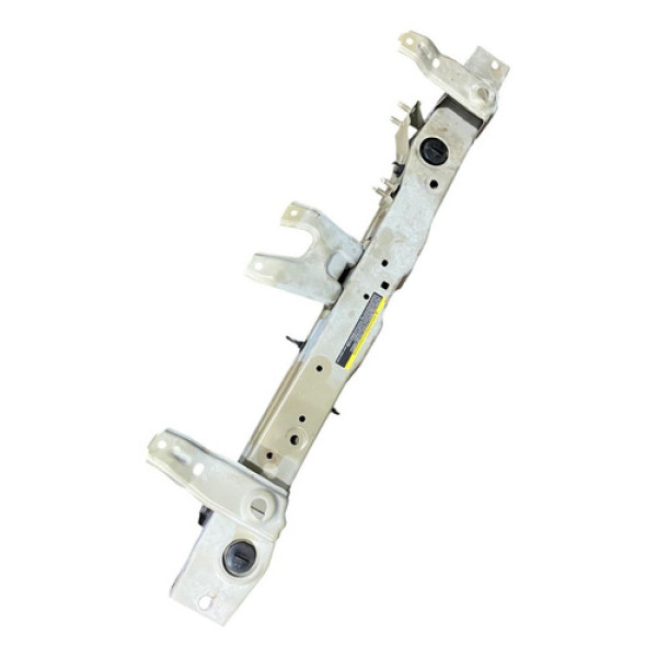 Travessa Superior Painel Frontal Nissan Kicks 2024 C/detalhe