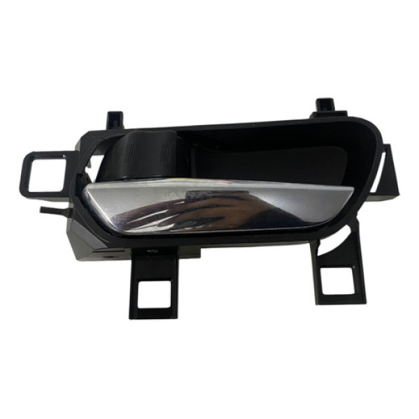 Maçaneta Interna Esquerda Nissan Kicks 2024