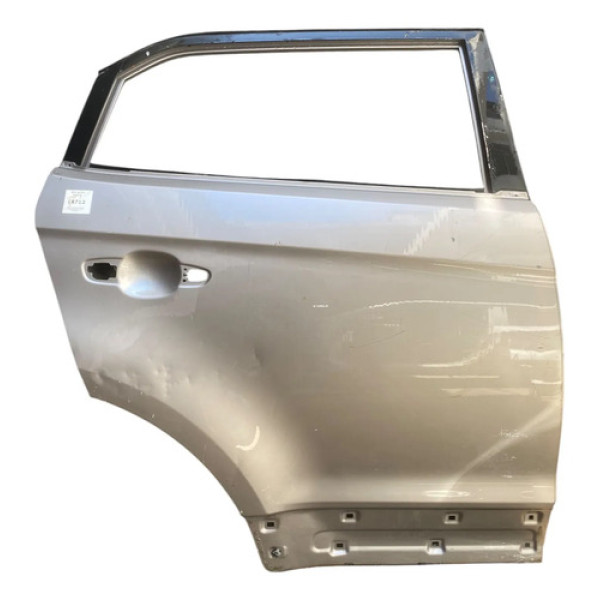 Porta Traseira Direita Hyundai Creta 2017/2021  C/detalhe Traseira Direito Prateado
