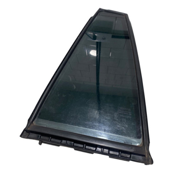 Vidro Vigia Traseiro Esquerdo Toyota Corolla Cross 2023