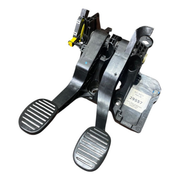 Pedal Freio/embreagem Fiat Mobi 2020 00520417580