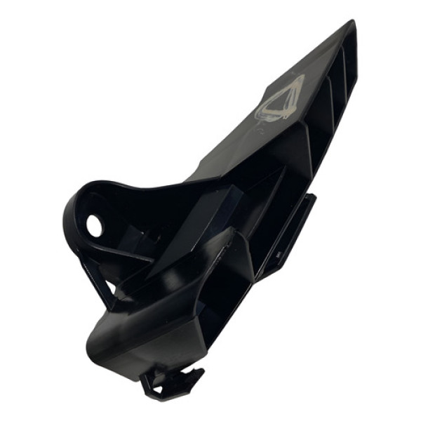 Guia Direito Parachoque Traseiro Yaris 2023 525620d200