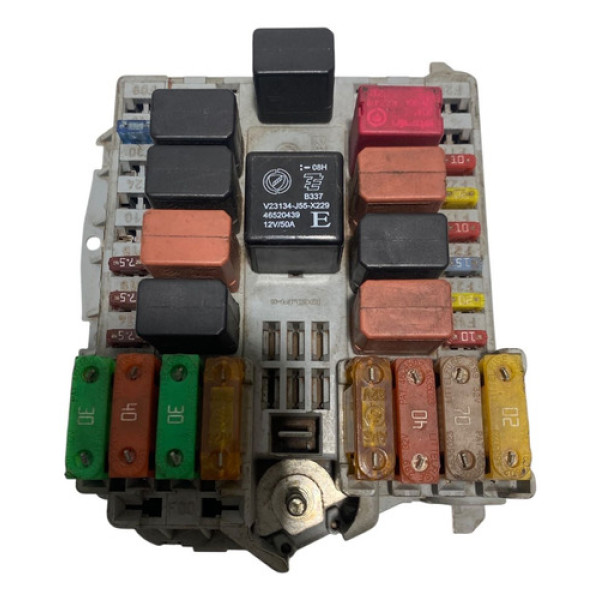 Caixa De Fusível Fiat Punto/linea 1.4 2010 51815339