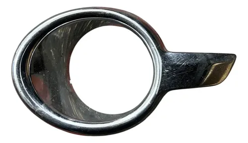 Moldura Milha Esquerda Peugeot 208 2014 9677182777 C/detalhe Preto Esquerdo